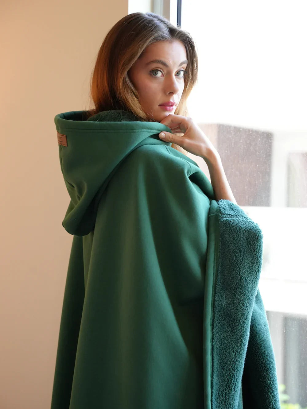 Eden Hoodie Blanket – Deine Wohlfühl-Oase