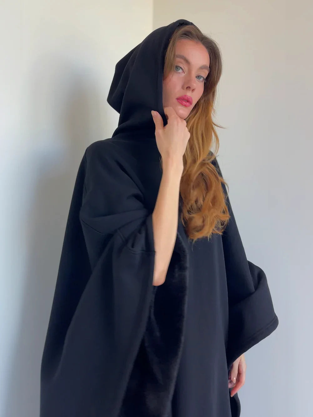 Eden Hoodie Blanket – Deine Wohlfühl-Oase