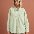 NIENKE | Gestreifte oversized Bluse für Damen mit klassischem Kragen und lockerer Passform