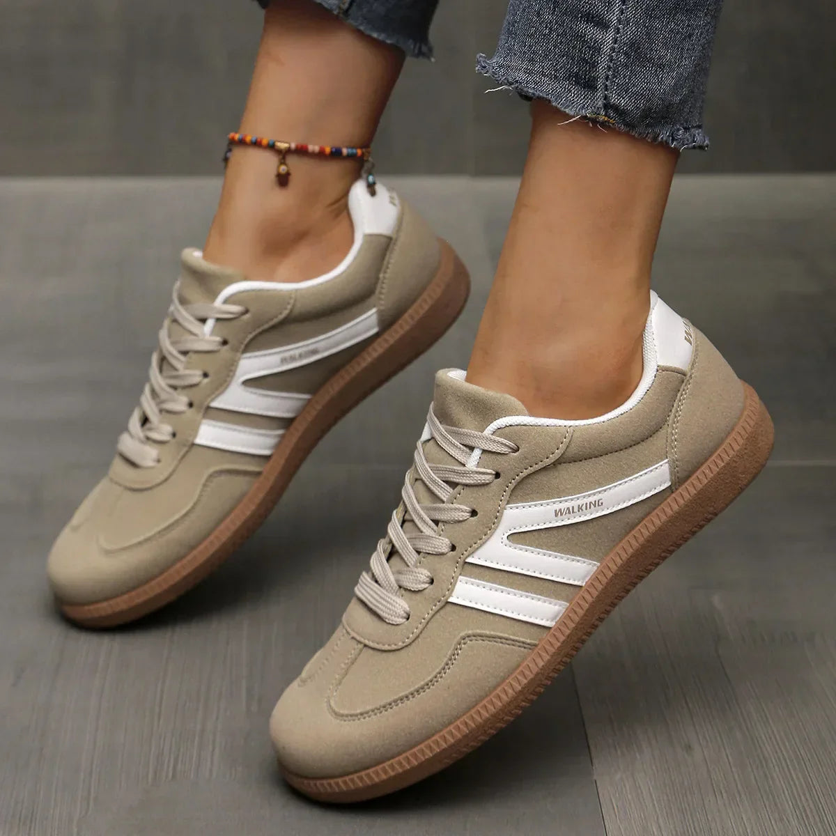 Damen Retro Sneaker – Zeitloser Stil & Hoher Tragekomfort