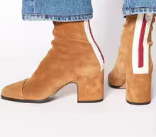 Madeleine | Moderne Kontrast-Stiefeletten