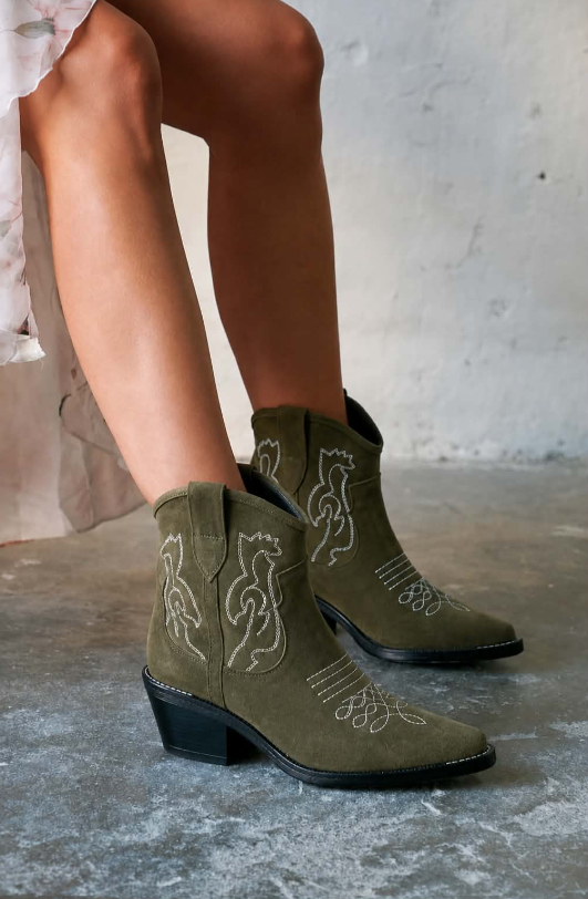 Élise | Kurze Wildleder-Stiefeletten