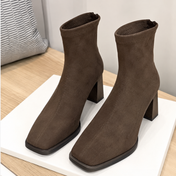 Madeleine | Elegante Wildleder-Stiefeletten