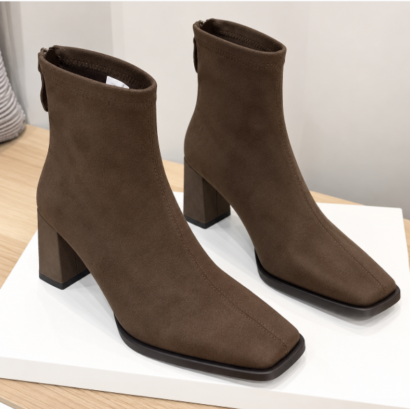 Madeleine | Elegante Wildleder-Stiefeletten