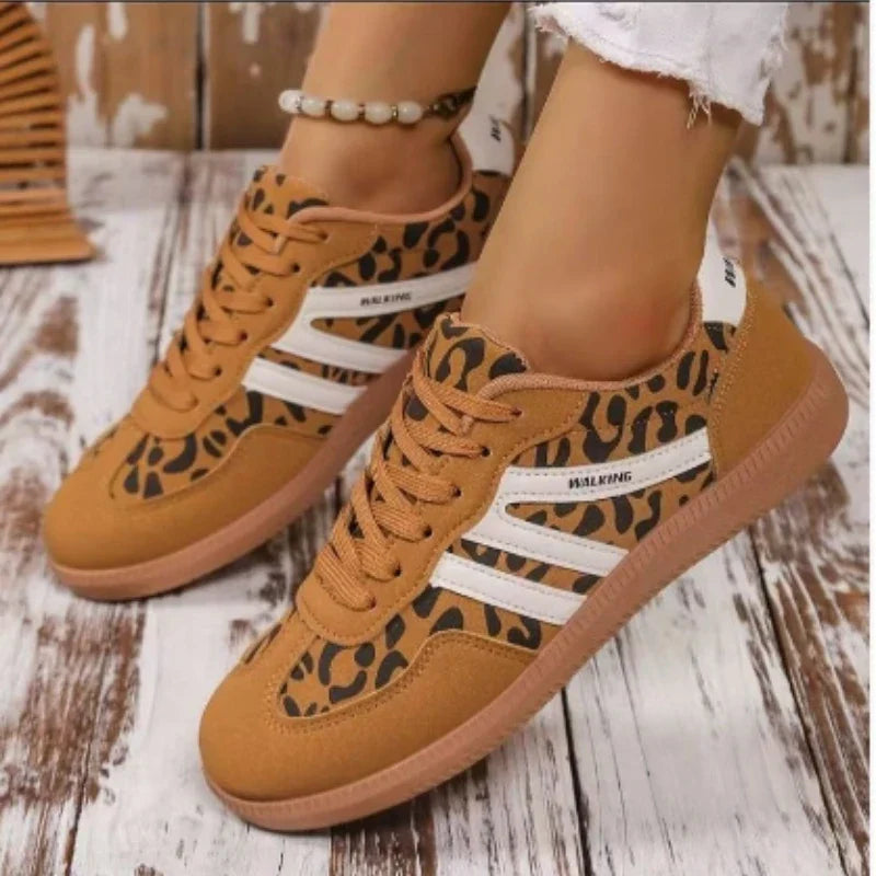 Damen Retro Sneaker – Zeitloser Stil & Hoher Tragekomfort