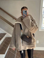 Celeste Luxe Teddy Coat – Oversized Shearling-Stil mit Stehkragen & Reißverschluss